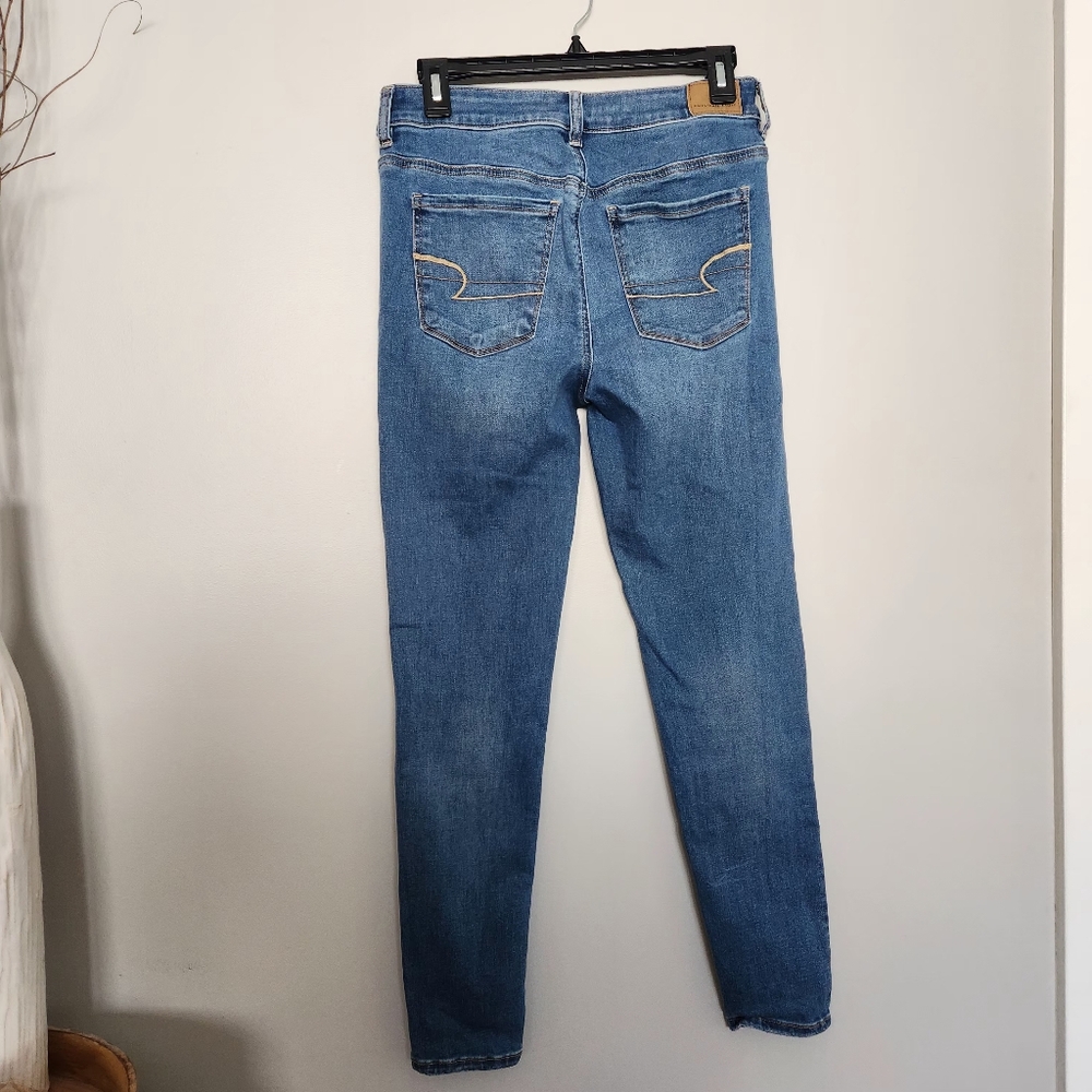 AMERICAN EAGLE next level stretch jegging